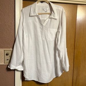 White with flecks of color pullover shirt